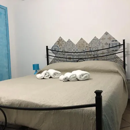 Le Terre Cotte Oda ve Kahvaltı 3*