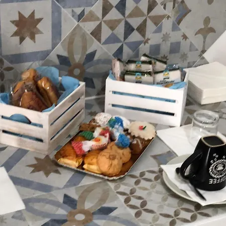 Le Terre Cotte Oda ve Kahvaltı Decimomannu