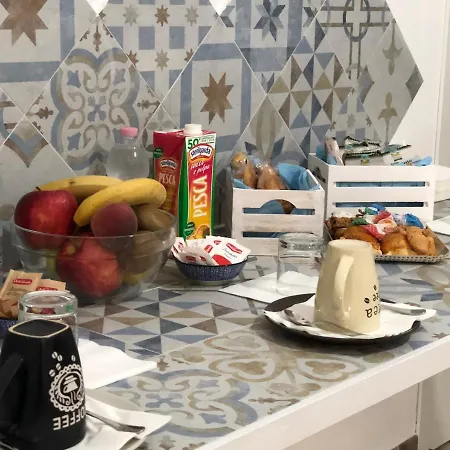 Le Terre Cotte Oda ve Kahvaltı Decimomannu